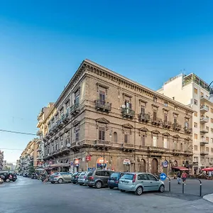 Alojamento de Acomodação e Pequeno-almoço Palazzo Benso, Palermo